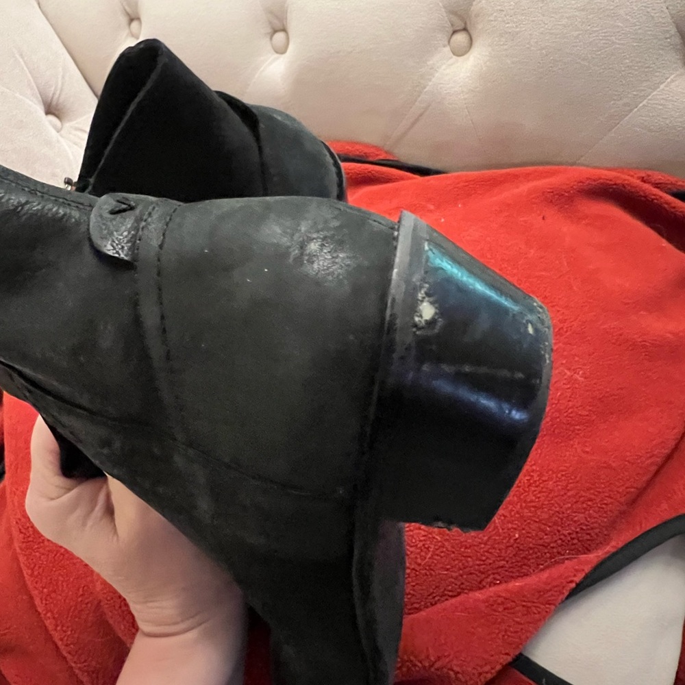 Vionic boots - Picture 5 of 6